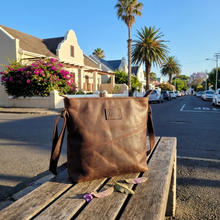 Load image into Gallery viewer, Tiffany Shoulderbag
