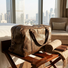 Load image into Gallery viewer, Executive Travelbag
