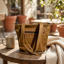 Load image into Gallery viewer, Casablanca Handbag
