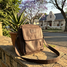 Load image into Gallery viewer, Gatsby Satchel

