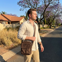 Load image into Gallery viewer, Gatsby Satchel
