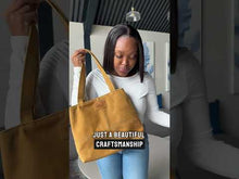 Load and play video in Gallery viewer, Rapunzel Handbag
